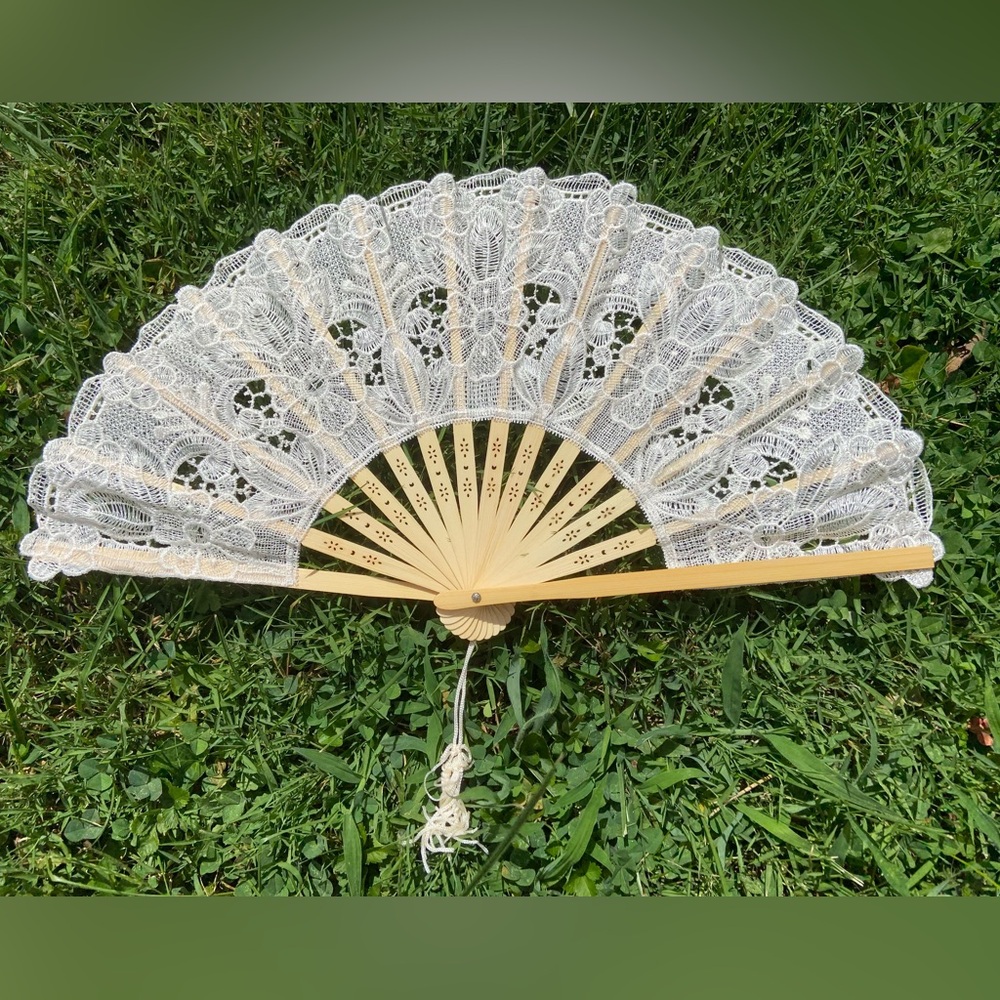 Ivory Lace Fan with Floral Design, Large Beige Lace Fan for Wedding Ceremony
